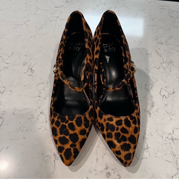 CROWN & IVY Calf Hair Leopard Print Mary Jane Block Heels Pointy Toe Size 7.5 - Picture 3 of 10